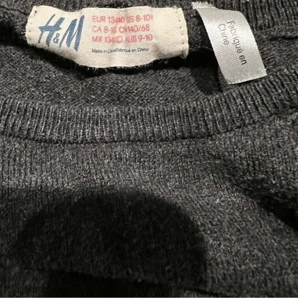 H&m US 8-10 Girls Long Sleeve Sweater Grey Gray With Black Sequin Star Detail - Picture 15 of 15